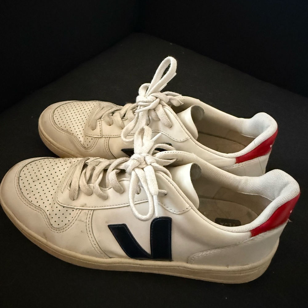 Veja Cream Sneakers with Navy and Red Details